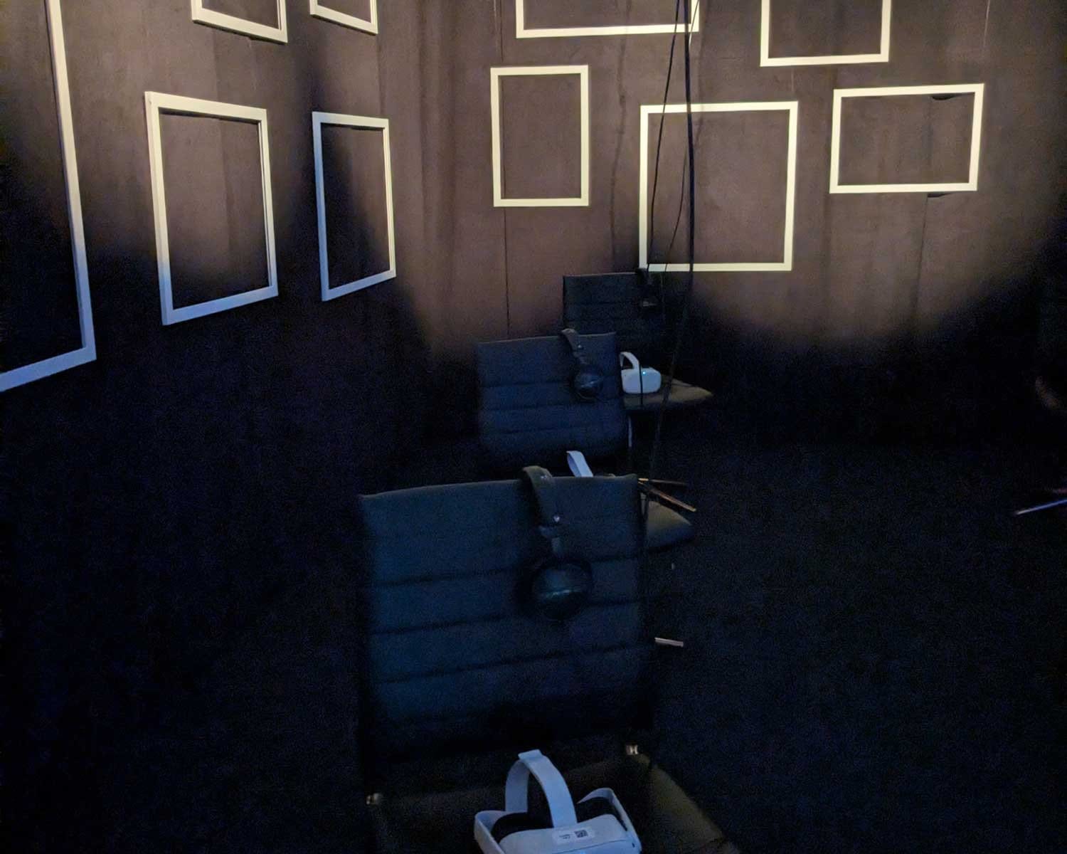 The primed VR Viewing Room